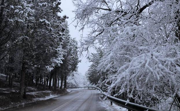 La nieve está afectando a algunas carreteras pero con incidencia leve/PCR