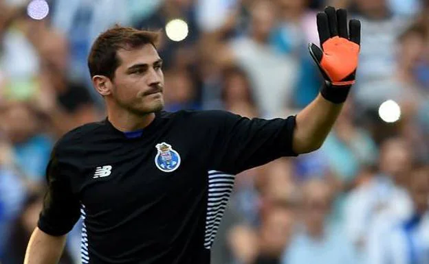 ensillar pedir demostración Iker Casillas renueva con el Oporto | BURGOSconecta